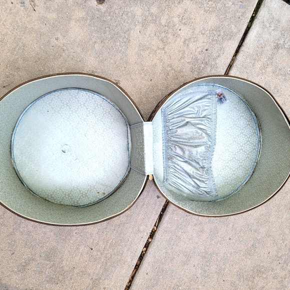 VINTAGE Munro Carry All Hard to Find Print - Picture 6 of 12